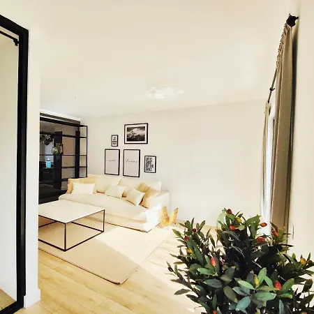 Marconi - Totally Renovated C Appartamento *